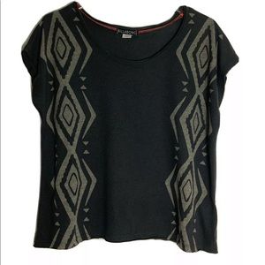 Billabong tribal crop T-shirt